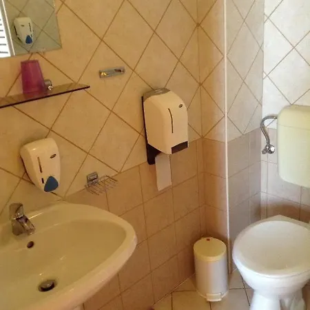 Fonix Fogado Guest house Lenti